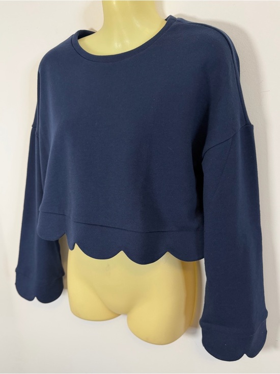 English Factory Scalloped Hem Navy Cropped Sweatshirt - Picture 3 of 6